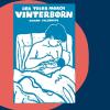Forside til "Vinterbørn" af Dea Trier Mørch med illustration af en mor og et spædbarn, placeret på blå og rød grafisk baggrund.